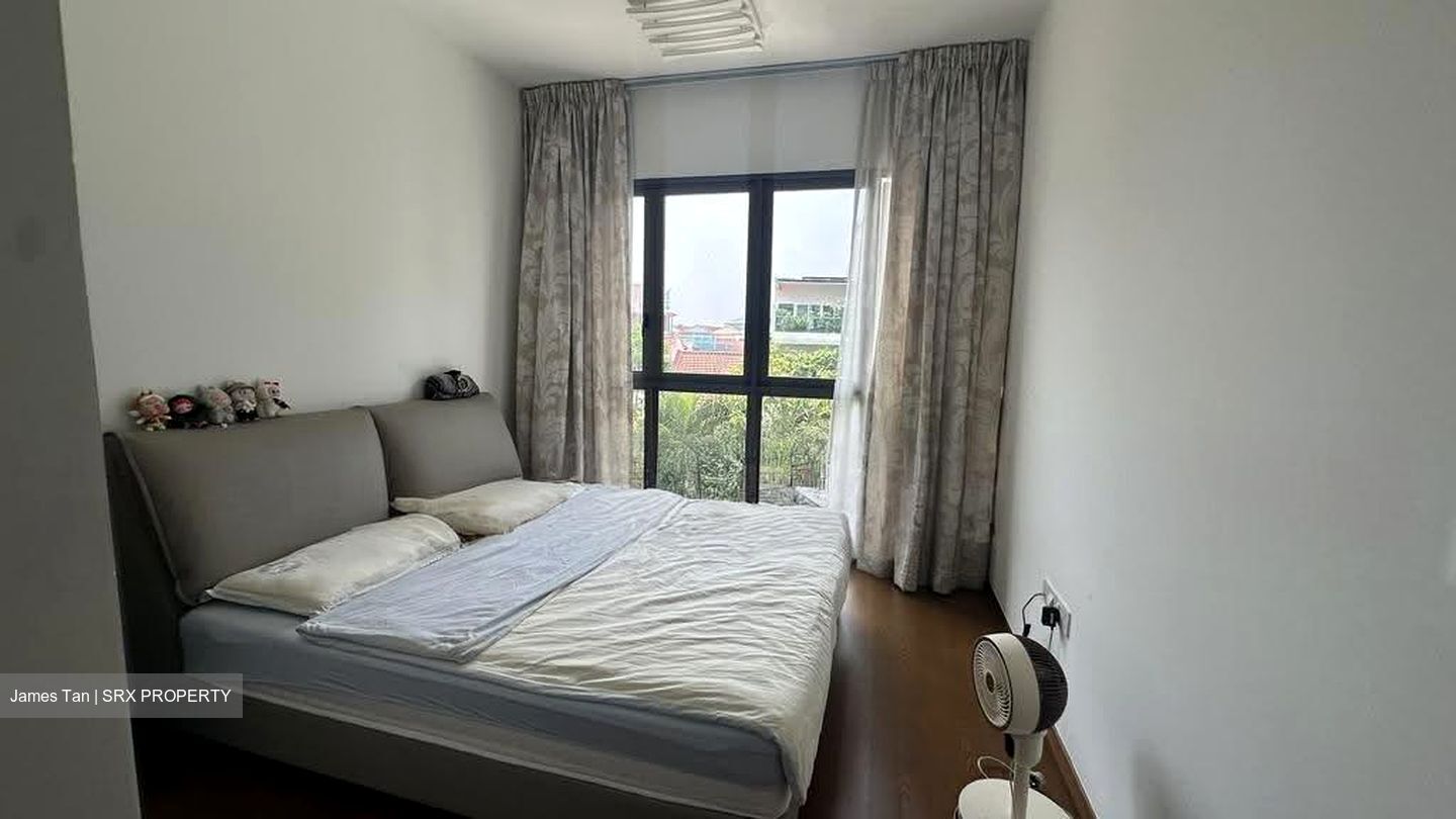 Kovan Regency (D19), Terrace #616440501